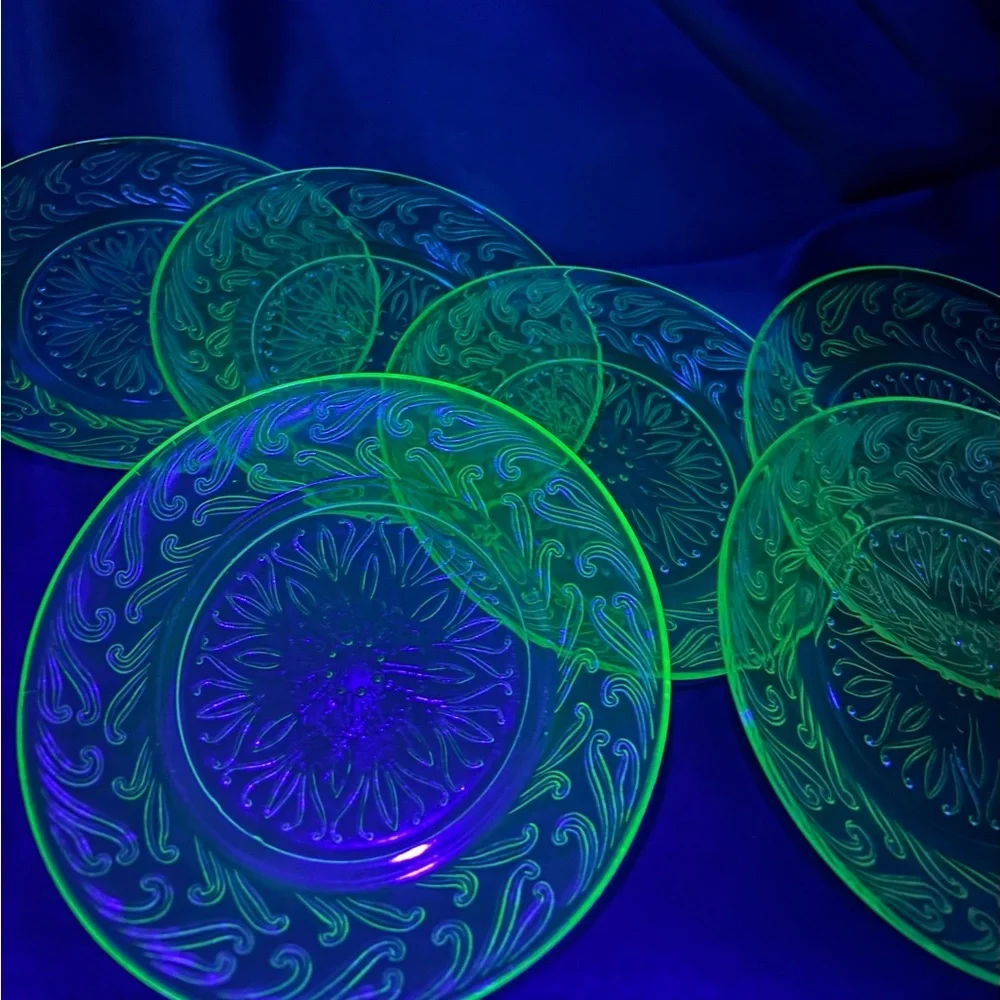 Vintage Uranium Vaseline Depression Green Glass Scrolled Plates-Set of 6